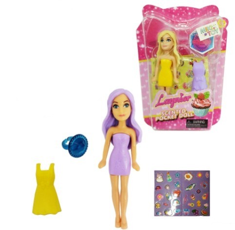 BONECA LAYNIER